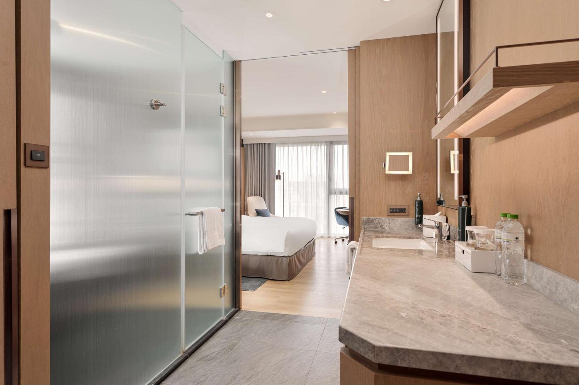 Doubletree By Hilton Taipei Zhongshan Kültér fotó